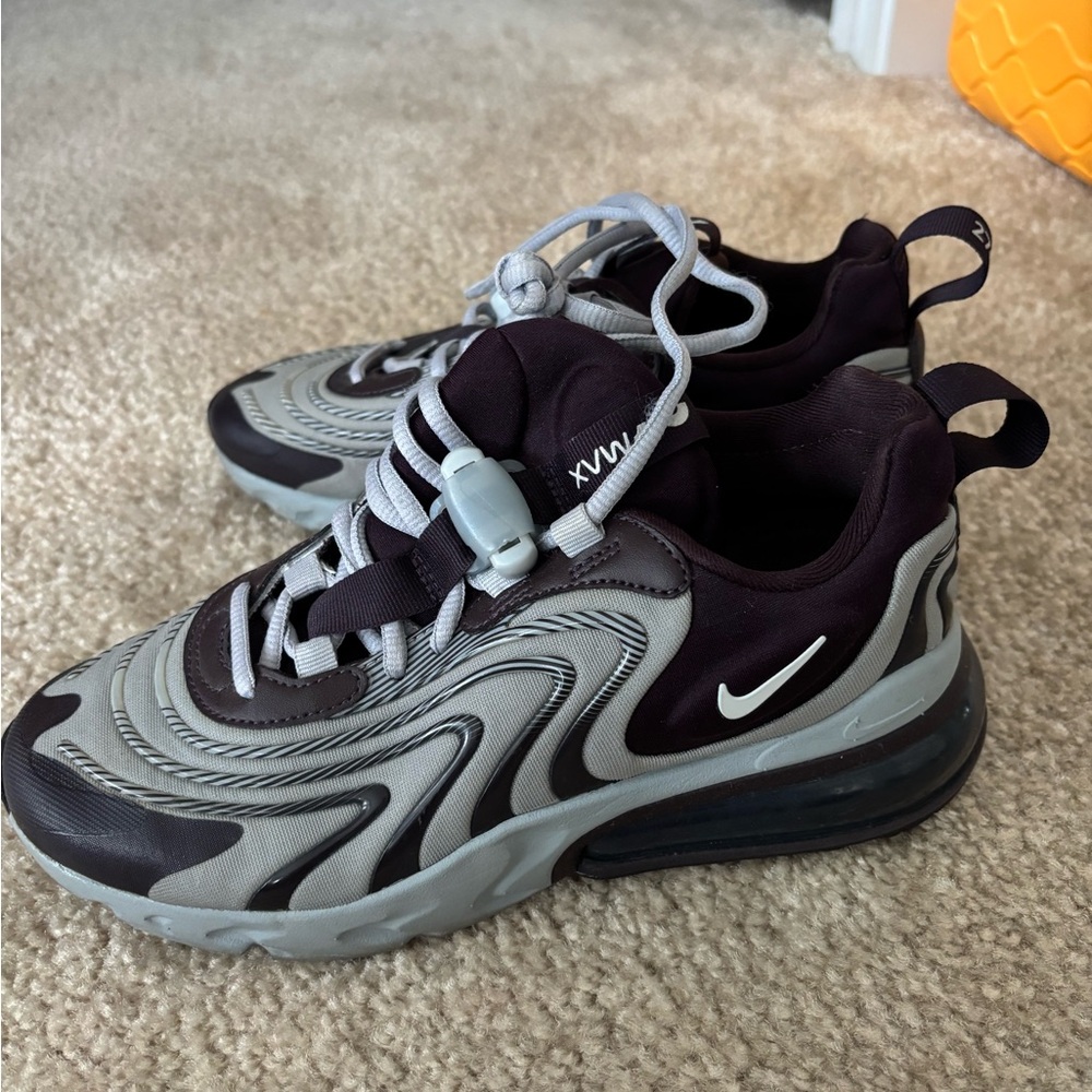 Nike Air Max 270 React in Black and Gray
